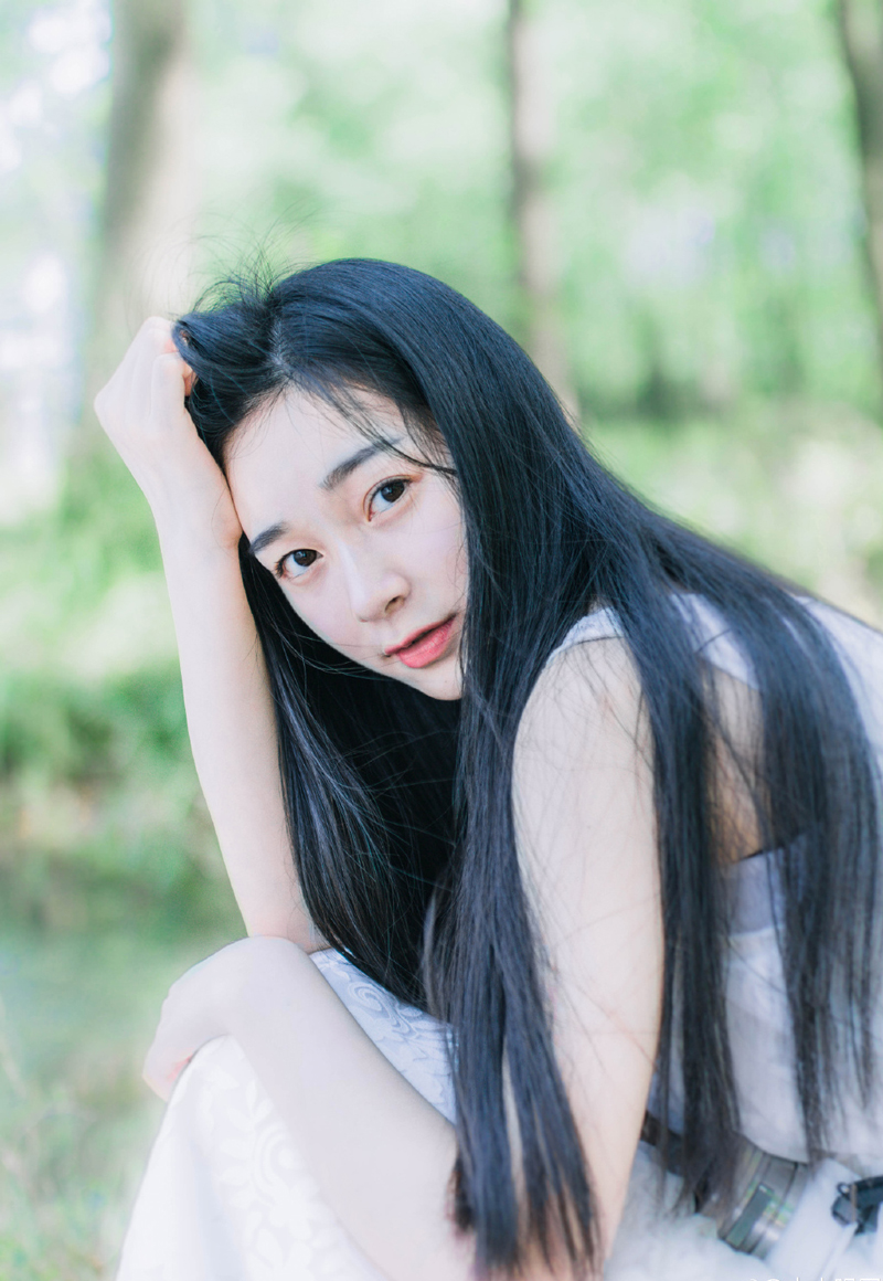 “那就这样算了？”夏侯惇忍不住道：“让我们一家来对付吕布，怎么可能？”